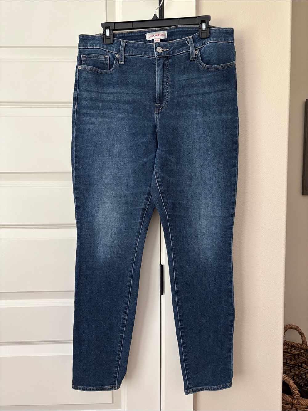Lucky Brand Mid-Rise Women’s Jeans in Dark Blue